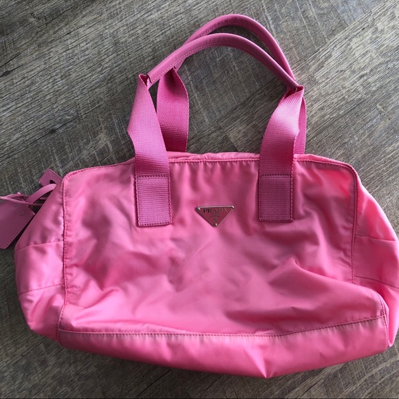 prada duffle bag womens